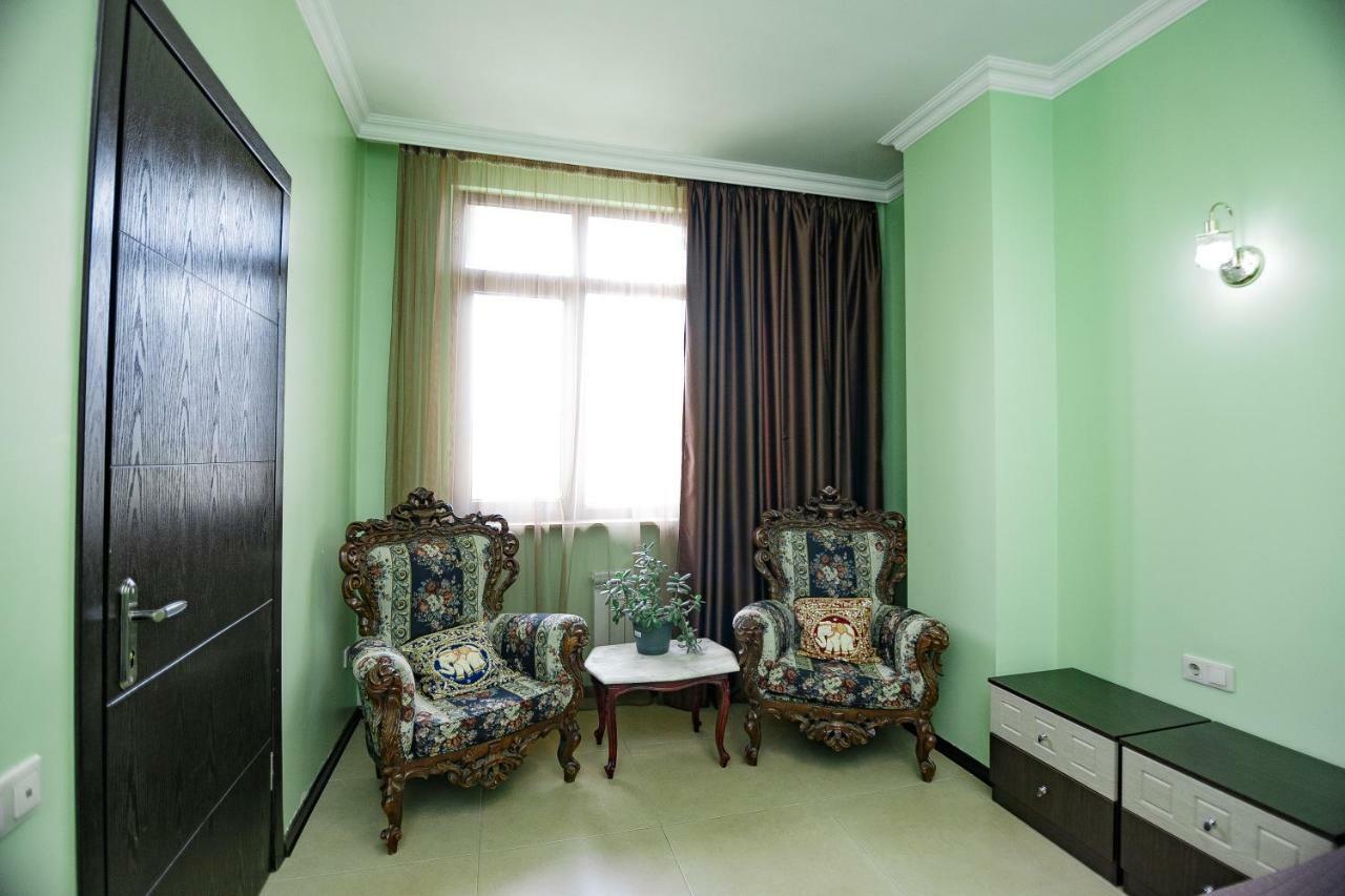Apartment On Javakhishvili Μπατούμι Εξωτερικό φωτογραφία