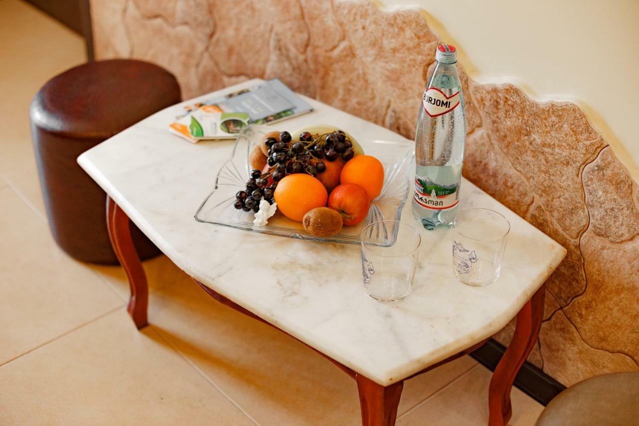 Apartment On Javakhishvili Μπατούμι Εξωτερικό φωτογραφία